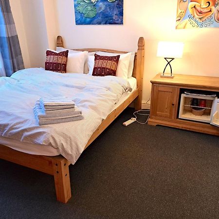 Double Room With Private Bathroom In Flat London Centre מראה חיצוני תמונה