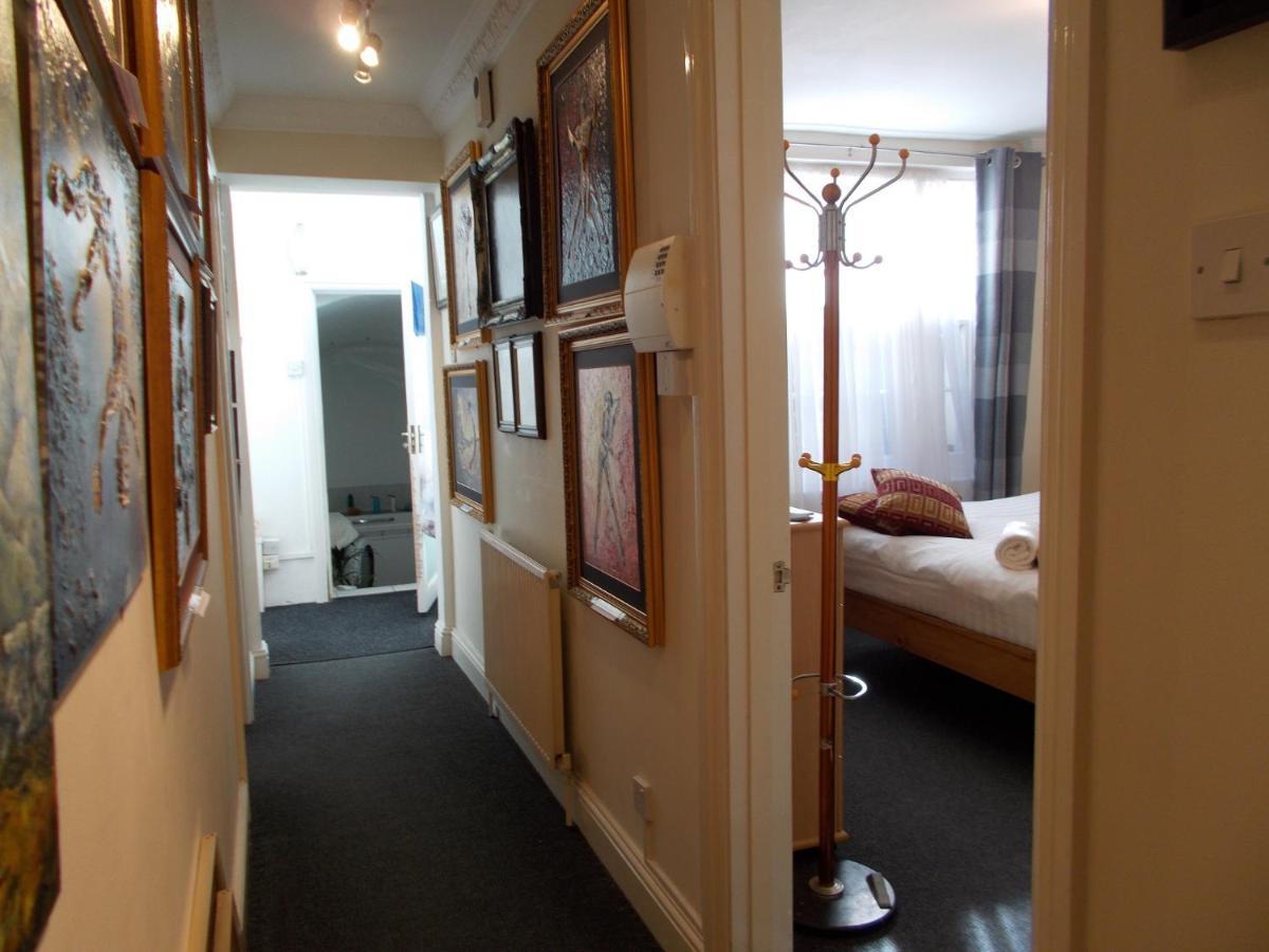 Double Room With Private Bathroom In Flat London Centre מראה חיצוני תמונה